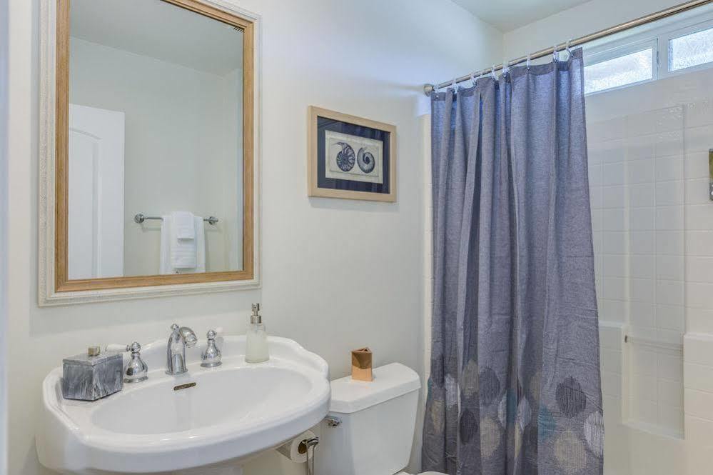 Oshkosh Luxurious Escape Apartment Anaheim Luaran gambar